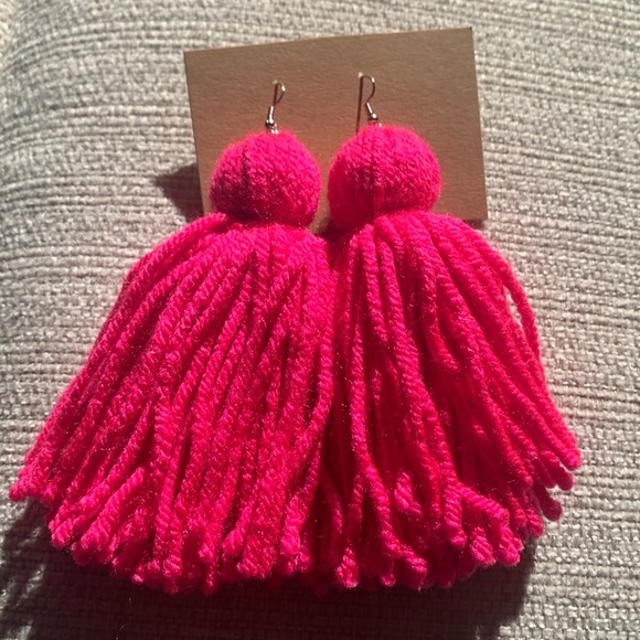 Jewelry - Tassel Yarn Earrings
